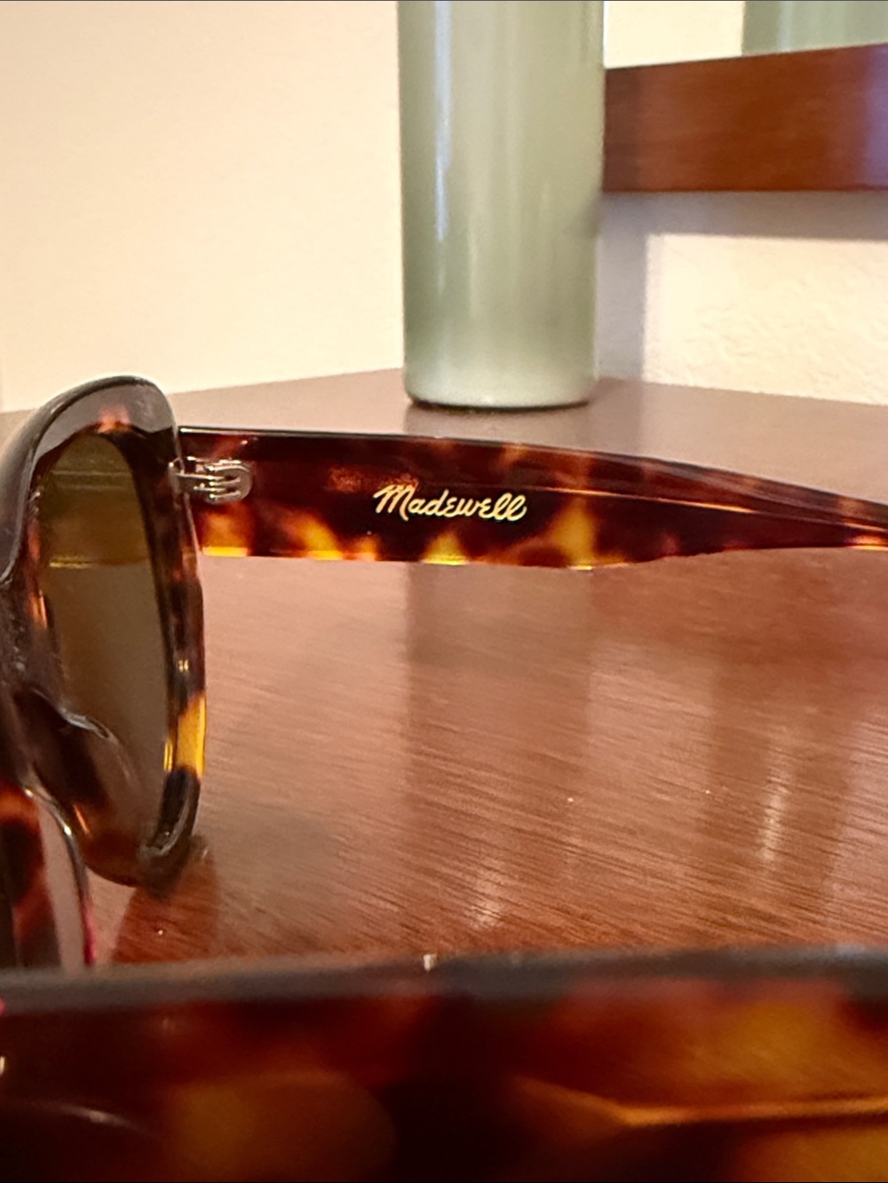 Madewell Tortoiseshell Cat-Eye Women’s Sunglasses - Brown Lenses - Picture 4 of 5